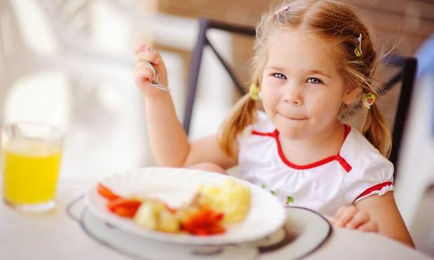 Çocuklara Sağlıklı Beslenme Alışkanlığı Kazandırmanın Püf Noktaları